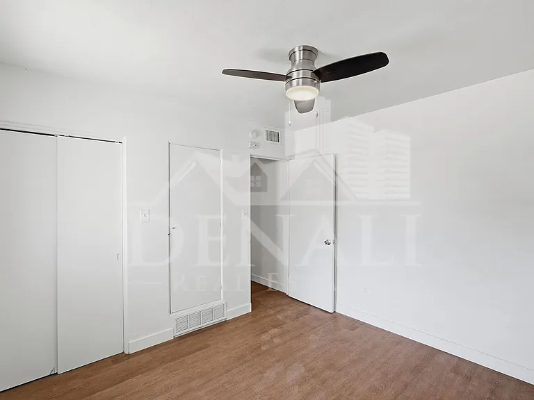 4026 E Alhambra Pl — Photo 15