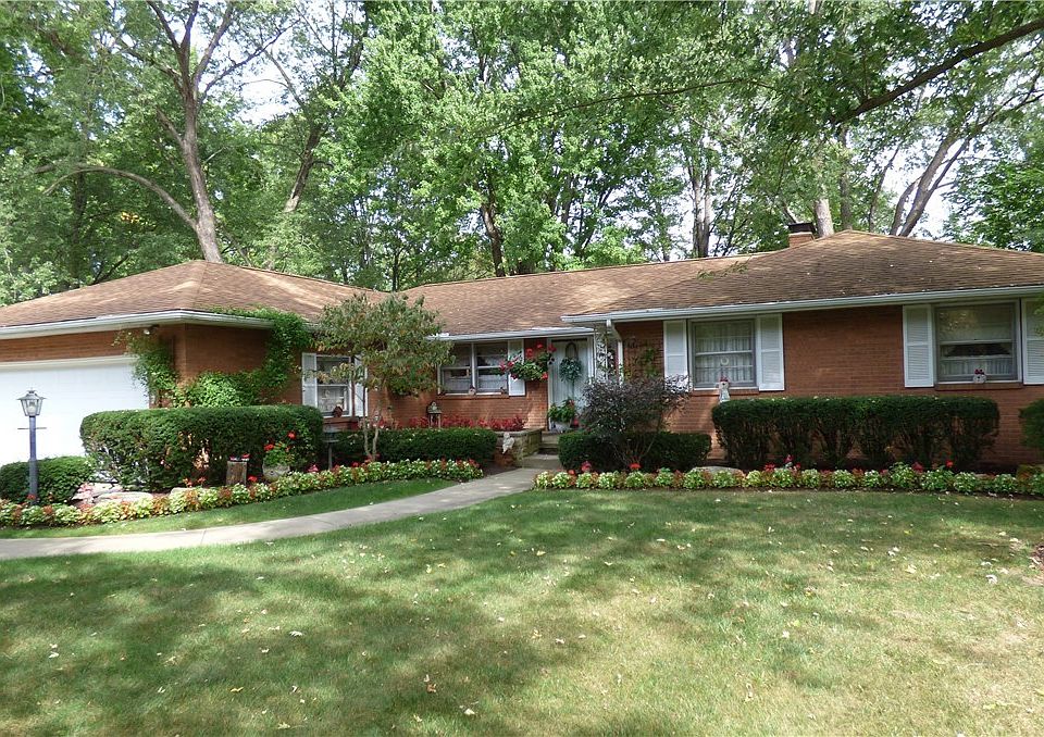 1st image of 5836 Sarah Ave NW