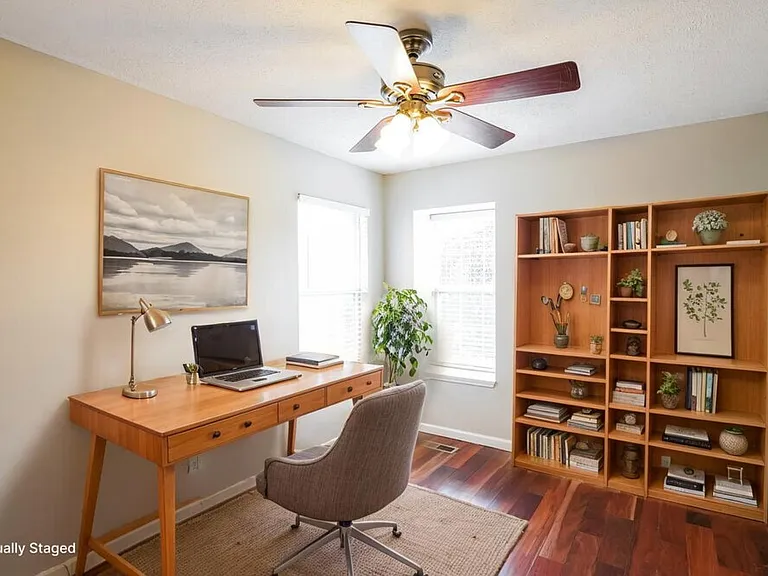 301 Hunters Chase Dr — Photo 15