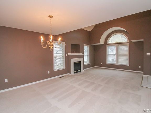 3rd image of 5644 Beacon Hill Dr #Na