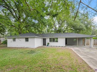 5621 Bluefield Dr, Greenwell Springs, LA 70739
