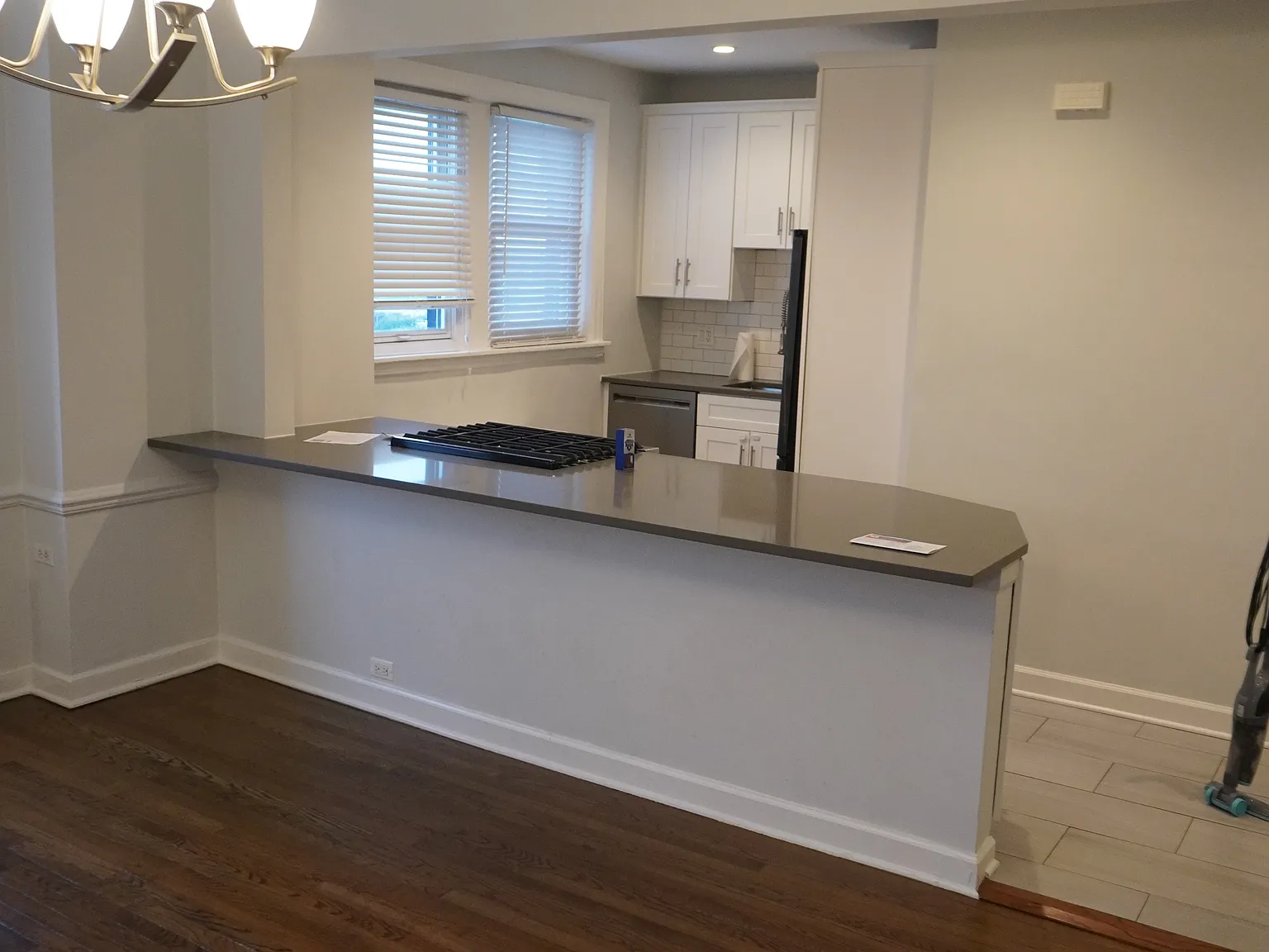 3 bed, 3.0 bath, $4,950 — Photo 4