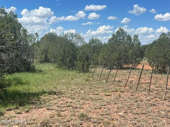 202 W Hillcrest Dr, Williams, AZ 86046