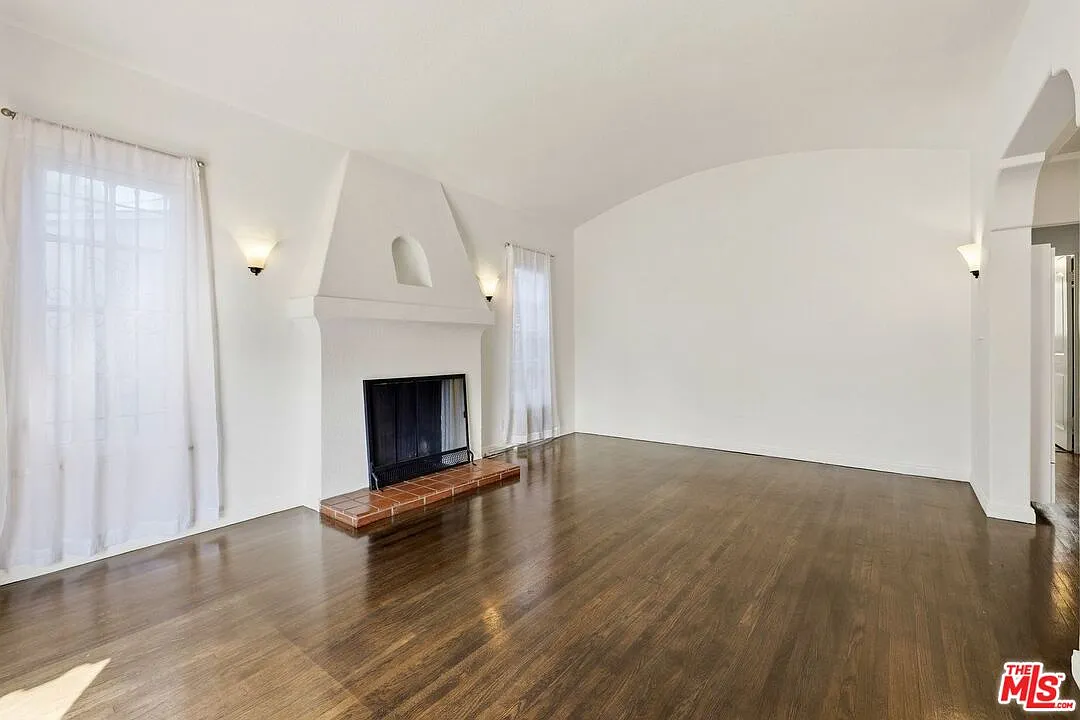 2 bed, 1.0 bath, 1000 sqft, $3,650 — Photo 4
