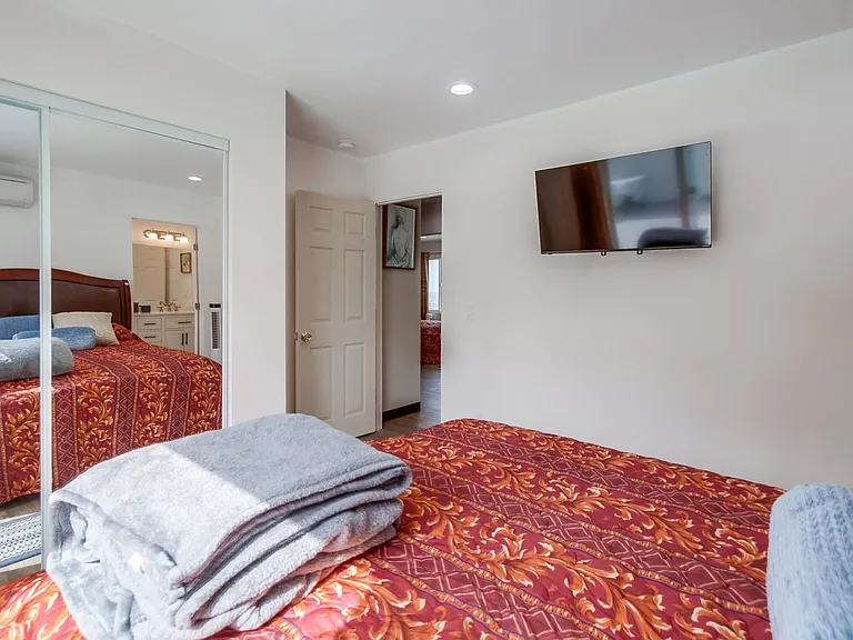 7788 Sierra Mar Dr — Photo 49