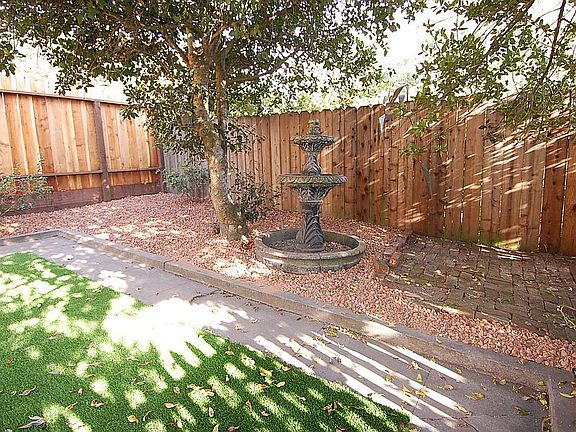 Backyard with water fountain