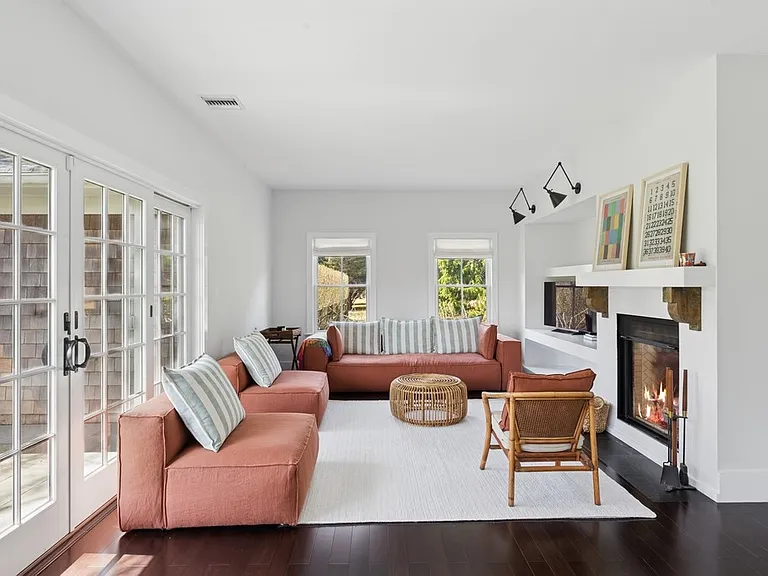 18 Dickerson Dr — Photo 10