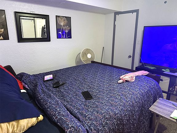 5th image of 9813 Walnut St APT G201