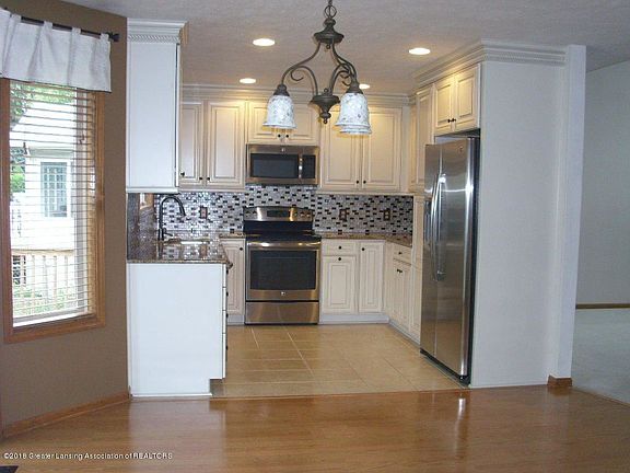 5th image of 12740 Ontonagon Dr