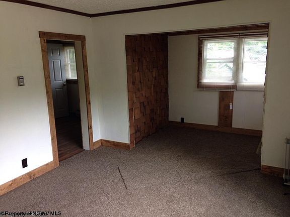 4th image of 793 N Randolph Ave