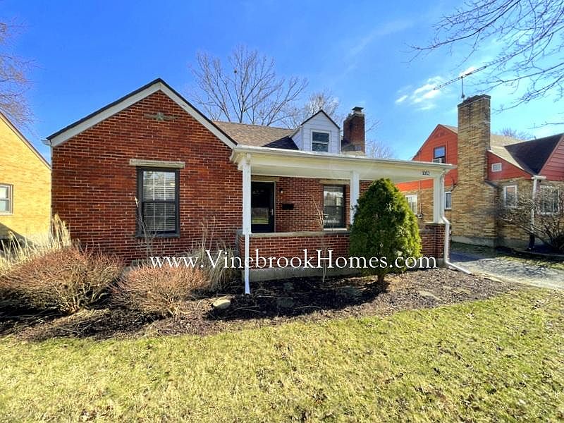 1st image of 1052 Broadview Blvd