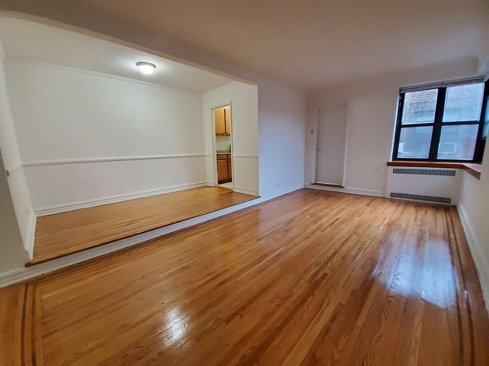 1st image of 3515 75th St #606