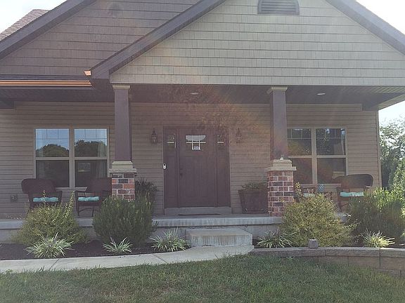 2nd image of 1 Brook Parc Ct