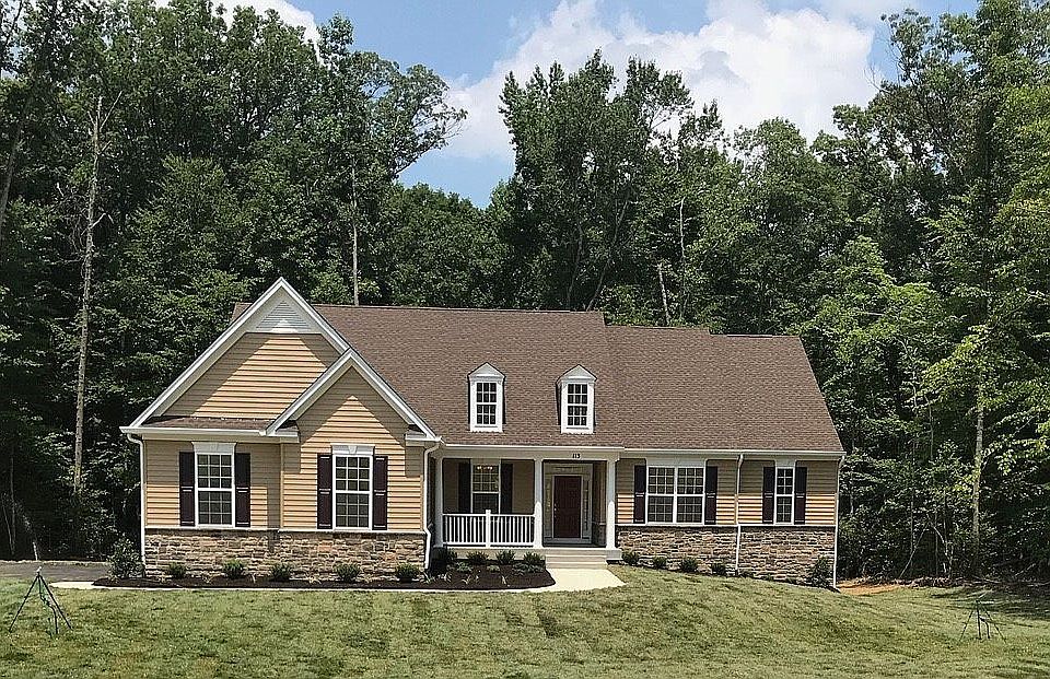 1st image of 113 Brooke Point Ct