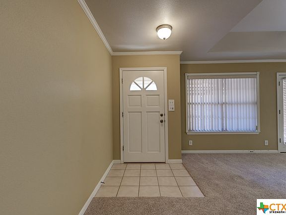 3rd image of 965 Woodrow Cir