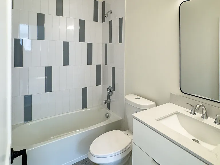 101 E Trenton St #2 — Photo 7