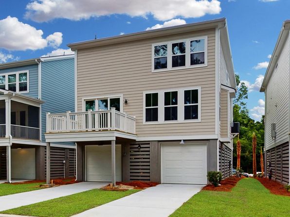 2346 N Palmetto Fort Dr