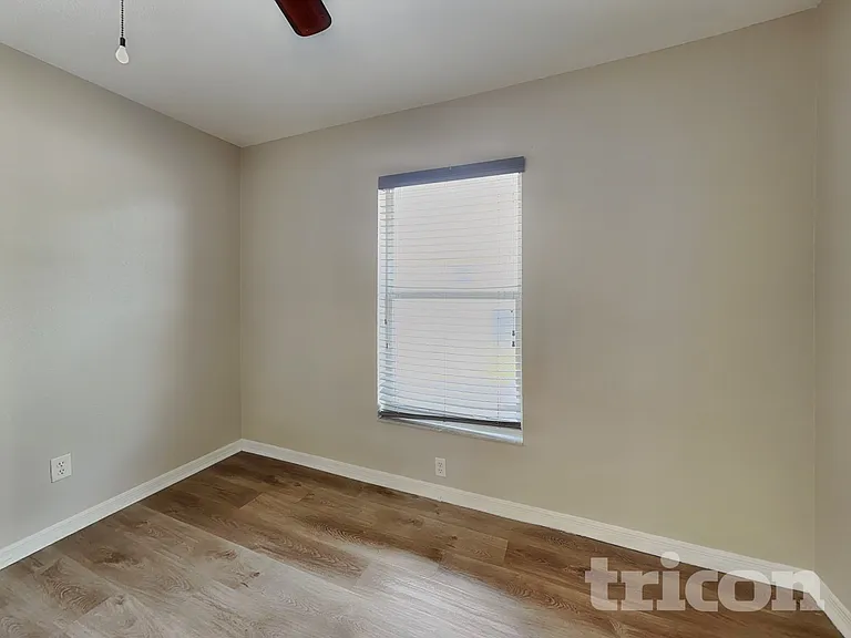 7352 Bolten Ln — Photo 12