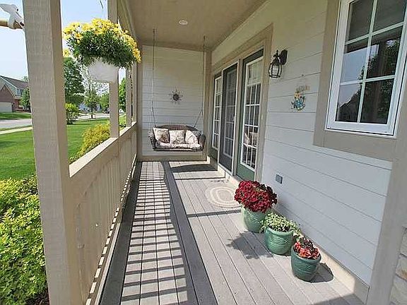 3rd image of 9405 Turnstone Ct