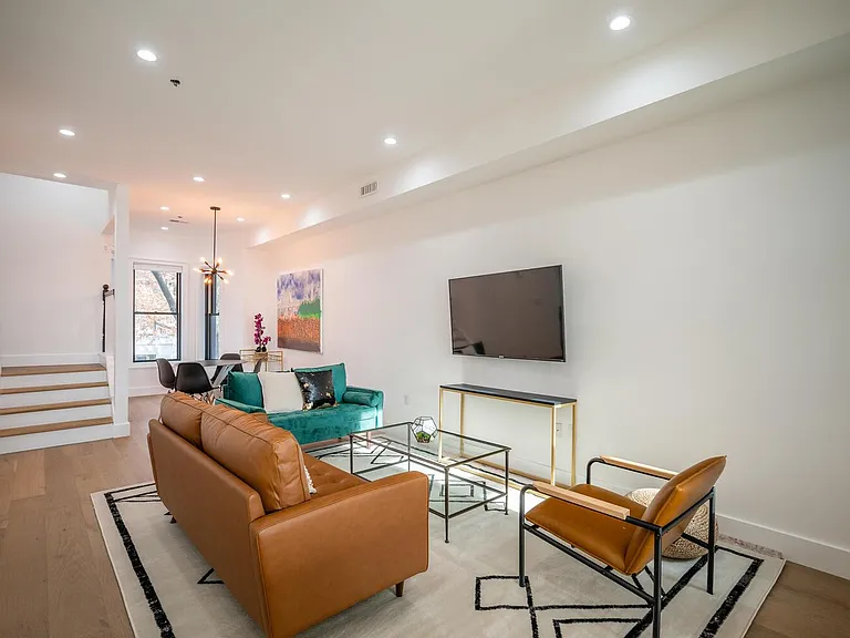 30 Quincy Pl NW #2 — Photo 4