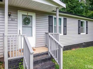 205 Holly Acres Rd, Holly Springs, NC 27540