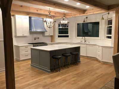 6281 S Lake Shore Dr, Harbor Springs, MI, 49740