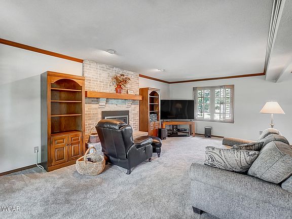 5th image of 2848 Chapel Hill Dr