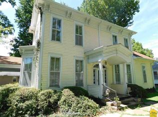 615 S 2nd St, Clinton, MO 64735