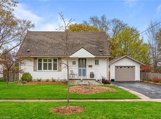7 Northalaton St, Brantford, ON N3R 2B3