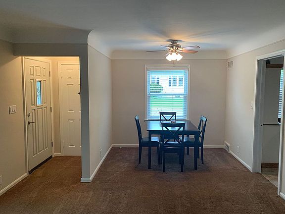 4th image of 218 Gargantua Ave