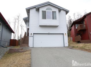 8946 Meadow Park Cir, Eagle River, AK 99577
