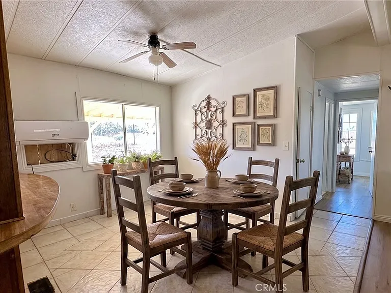 11550 White Rd #B — Photo 4