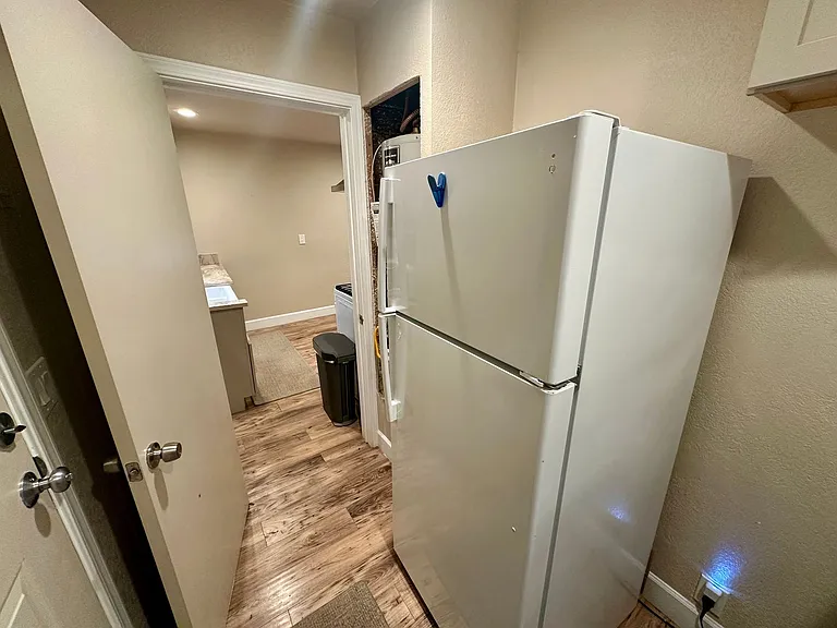 10891 Berggren Ln — Photo 9