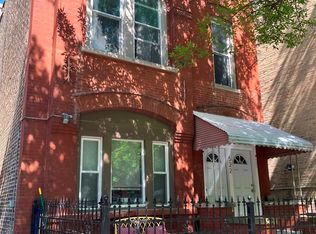 522 N Armour St #2, Chicago, IL 60642