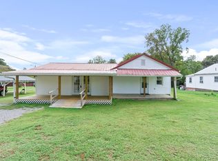 224 Pond St, Englewood, TN 37329