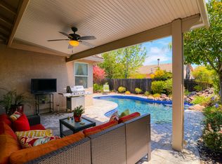 26 Treecrest Ct, Roseville, CA