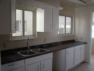 Kitchen, Bright & Cheery