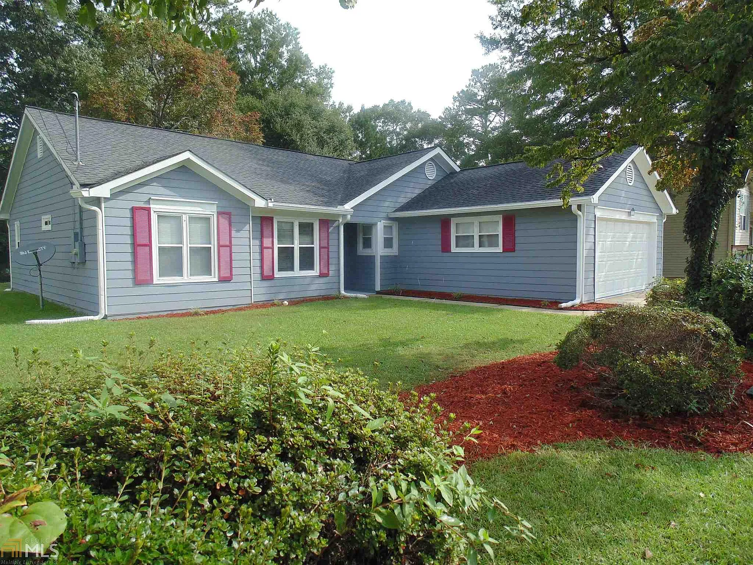 277 Heathrow Dr photo 1