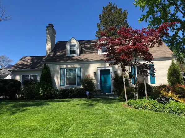 108 Lucas Ln, Bethesda, MD 20814