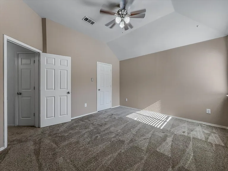6 Brairwood Ct — Photo 32