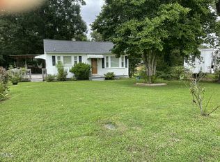 834 Buckner St, Graham, NC 27253