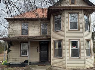 509 S Main St, Blackstone, VA 23824