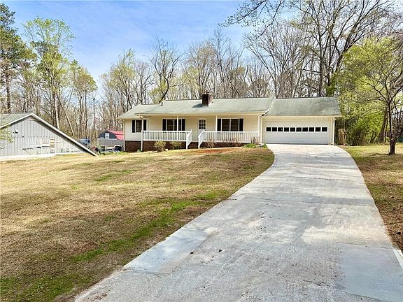 2nd image of 150 Patterson Rd