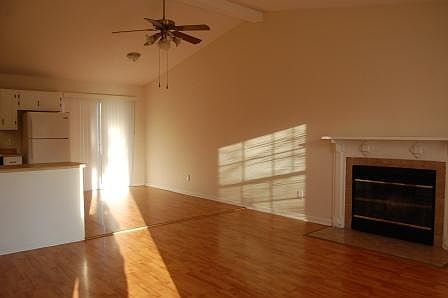 2nd image of 721 Franklin St