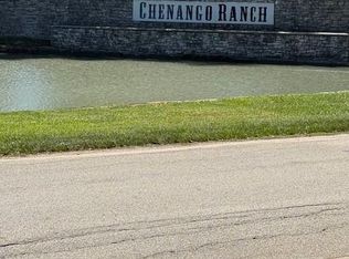 21603 Chenango Lake Dr, Angleton, TX 77515