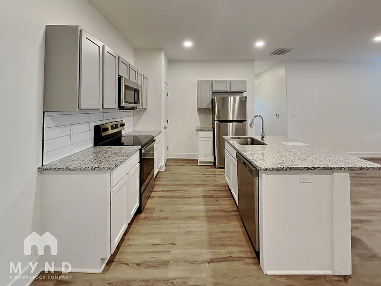 5790 E Bristol Cir #5790 — Photo 5