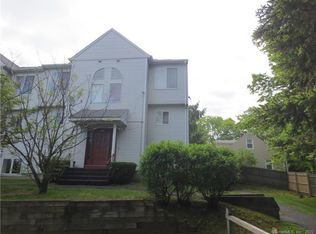 147 Hamden Ave #11L, Waterbury, CT 06704