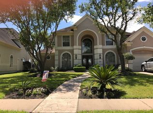 22 Saint Christopher Ct, Sugar Land, TX 77479