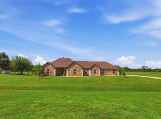 2425 Pecan Springs Rd, Cleburne, TX 76031