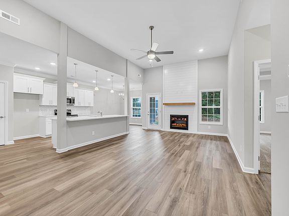 3rd image of 645 Marblewing Ct Lot 471